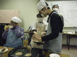 のぞみの家 パンケーキ作り 岡崎市福祉事業団